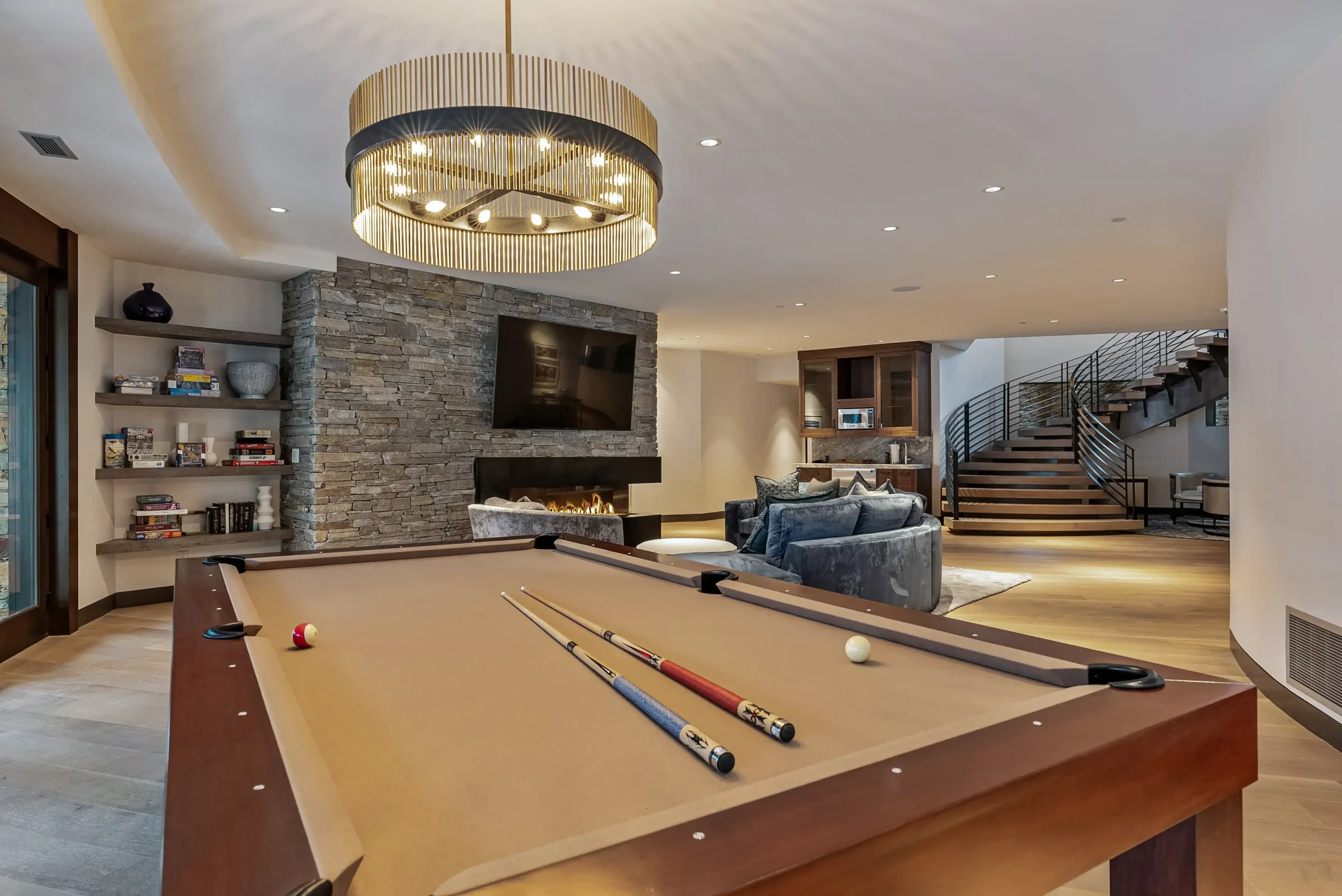 43-217 White Pine January 25-12